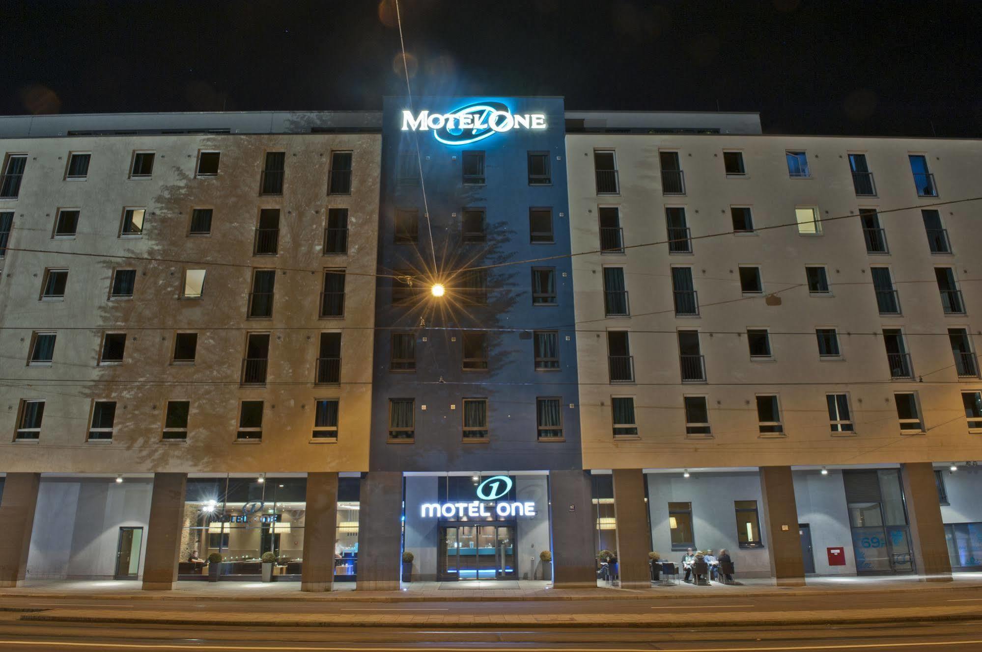 Motel One Munchen-East Side Exterior photo